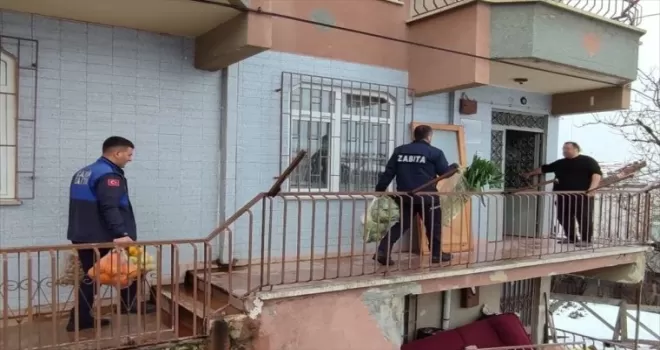 Samsun’a gelen depremzedelere yardımlar ulaştırılıyor
