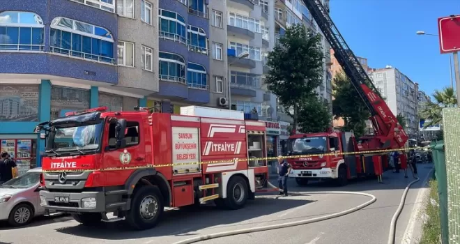 Samsun’da apartman dairesinde çıkan yangın hasara yol açtı