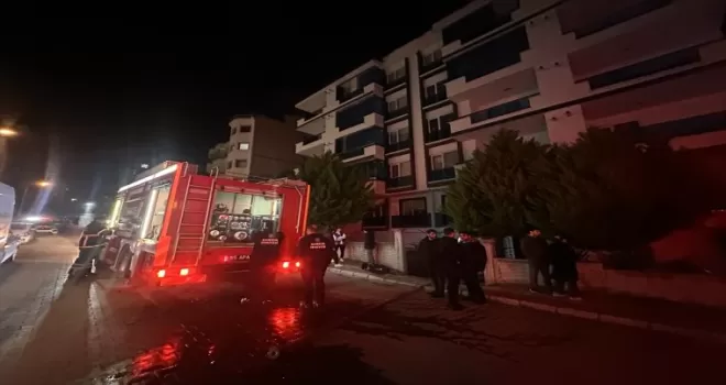 Samsun’da çıkan yangında 2 daire kullanılamaz hale geldi