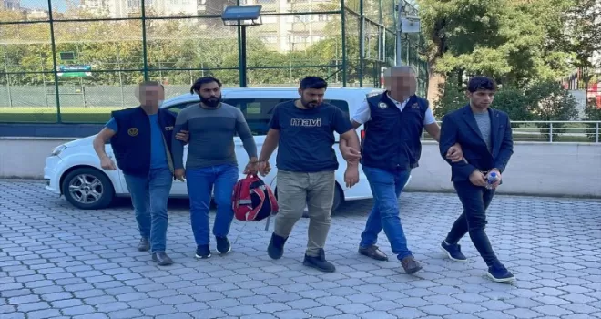 Samsun'da DEAŞ operasyonunda yakalanan 3 zanlı adliyede