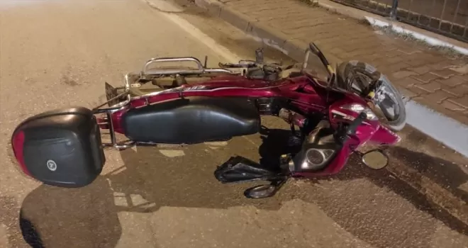 Samsun'da devrilen motosikletin sürücüsü yaralandı
