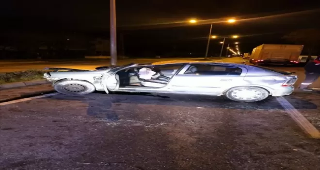 Samsun’da devrilen otomobilin sürücüsü öldü