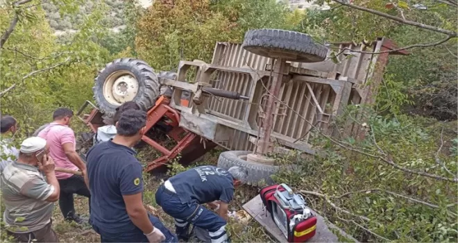 Samsun’da devrilen traktördeki 2 kişi öldü