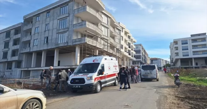 Samsun’da inşaat iskelesinden düşen işçi yaralandı
