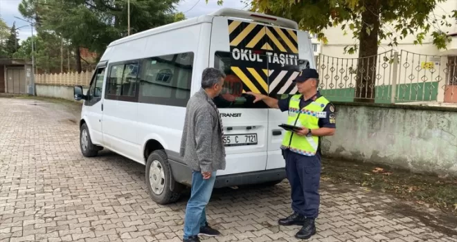 Samsun'da jandarma okul servislerini denetledi