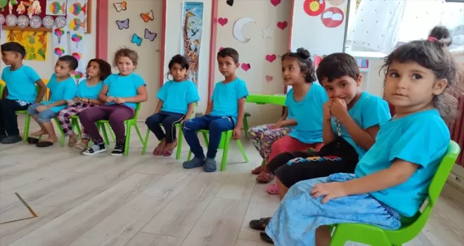 Samsun’da mevsimlik işçilerin çocukları fındık bahçesine değil okula gidiyor