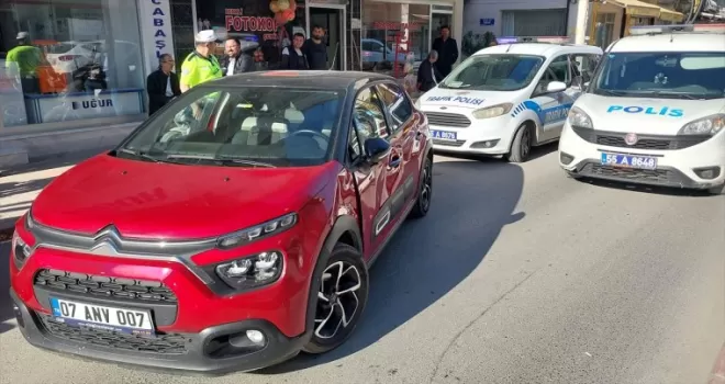 Samsun’da otomobil ile motosikletin çarpıştığı kazada 2 kişi yaralandı