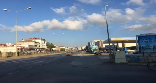Samsun’da otomobilin çarptığı anne ve çocuğu ağır yaralandı