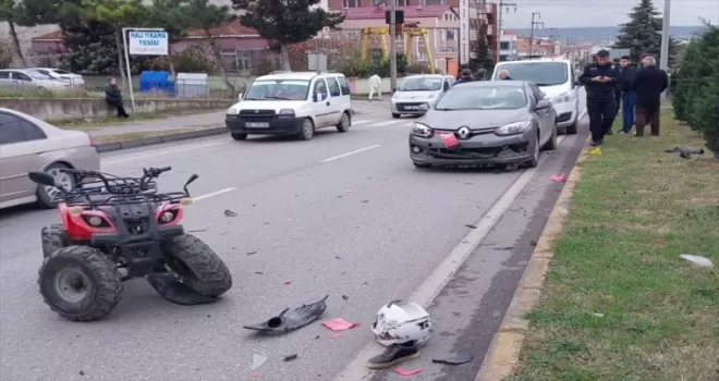 Samsun'da otomobilin çarptığı ATV sürücüsü ağır yaralandı