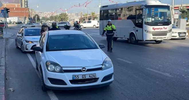 Samsun'da otomobilin çarptığı yaya yaralandı