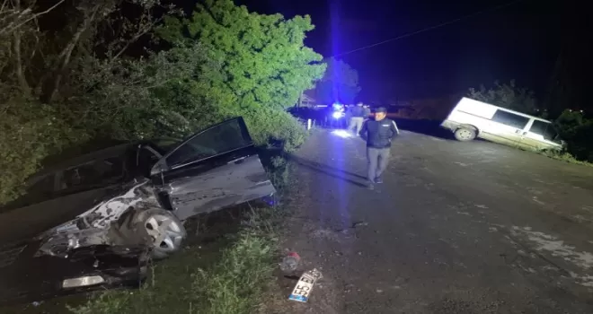 Samsun’da otomobille kamyonetin çarpıştığı kazada, 2 kişi yaralandı