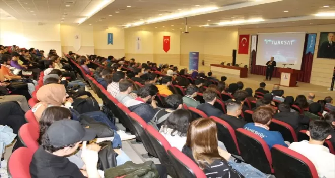 Samsun’da “Uzay ve Uydularımız“ konulu söyleyişi yapıldı