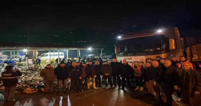 Samsun ilçelerinden afet bölgelerine yardım sürüyor