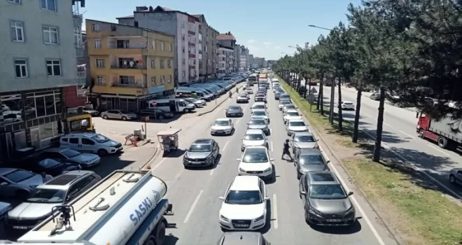 Samsun-Ordu kara yolunda trafik yoğunluğu