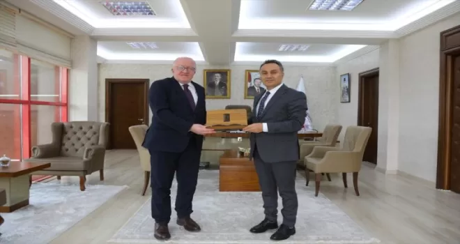 Samsun Üniversitesi Rektörü Aydın, TOGÜ Rektörü Yılmaz’ı ziyaret etti