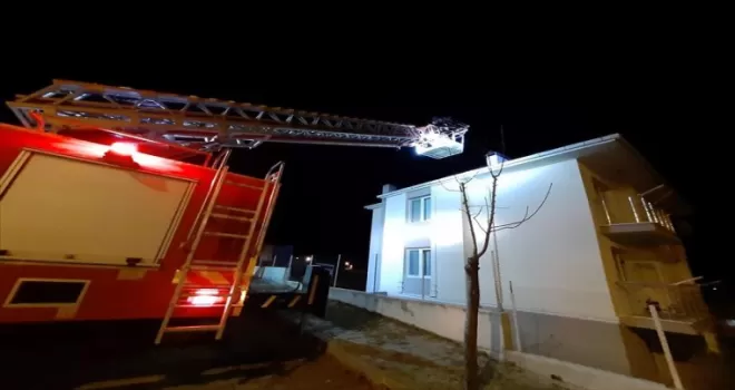 Saraydüzü'nde çıkan baca yangını söndürüldü