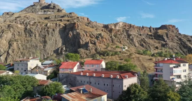 Şebinkarahisar’da restore edilen Taşhan ve arastalar turizme değer katacak