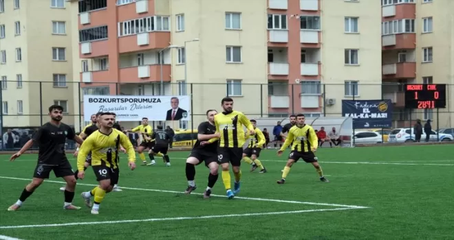 Sel felaketi sonrası Bozkurt'ta ilk resmi futbol müsabakası yapıldı