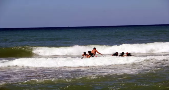 Sinop’ta boğulma tehlikesi geçiren iki çocuk hastaneye kaldırıldı