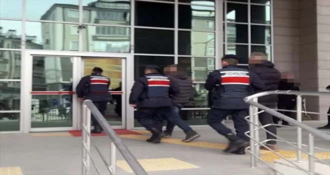 Sinop’ta evden hırsızlık yapan 2 zanlı tutuklandı