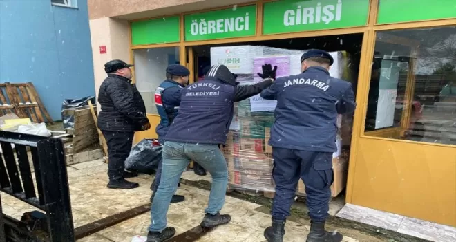 Sinop'tan deprem bölgesine insani yardım malzemesi gönderildi