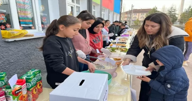 Sulusaray’da Filistin yararına kermes düzenlendi