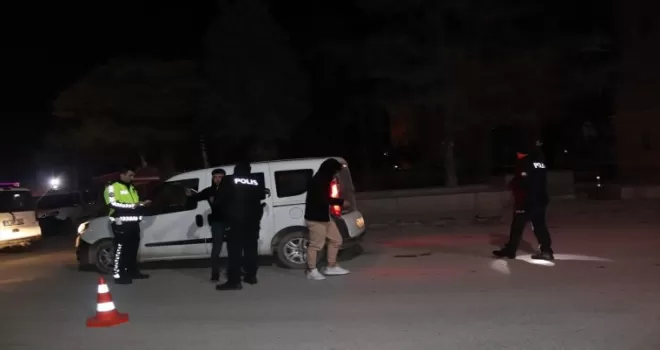 Sungurlu’daki trafik denetiminde 17 sürücüye 36 bin 600 lira ceza