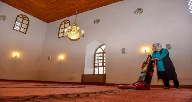 Taşköprü’de ramazan ayı öncesi camilerde temizlik yapıldı