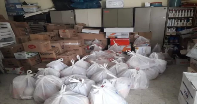 Taşköprü ve İhsangazi'den deprem bölgesine yardım
