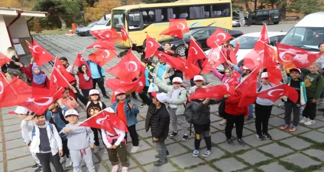 Taşova’da 100. yıl doğa yürüyüşü yapıldı