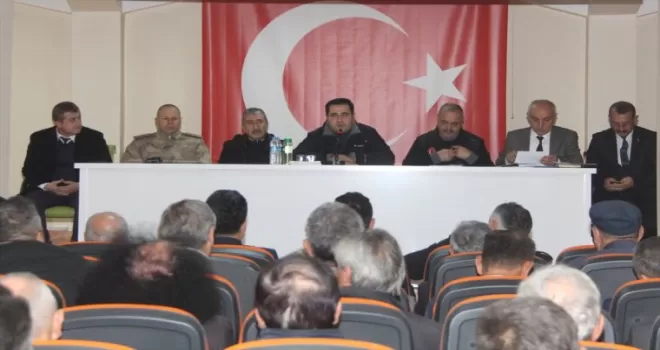 Taşova'da karla mücadele değerlendirme toplantısı yapıldı