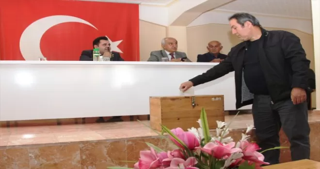 Taşova’da Köylere Hizmet Götürme Birliği üye seçimi yapıldı