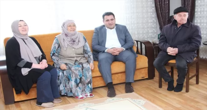 Taşova Kaymakamı Gökcecik şehit ailelerini ziyaret etti