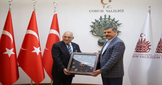TFF Başkanı Büyükekşi, Çorum Valisi Çiftçi’yi ziyaret etti