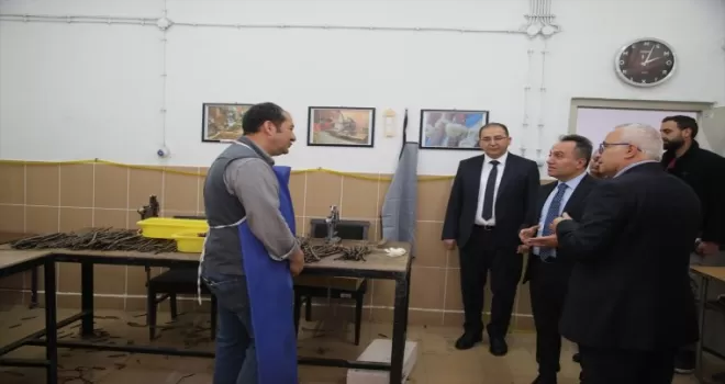 TOGÜ’de aşılı asma fidanı üretimine başlandı