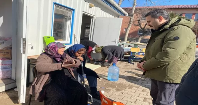Tokat Belediye Başkanı Eroğlu, Kahramanmaraş'ın Pazarcık ilçesine gitti