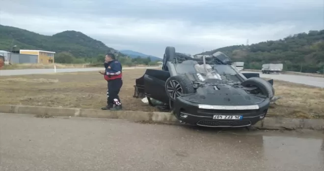 Tokat'ta cip ile kamyonetin çarpıştığı kazada 2 kişi yaralandı