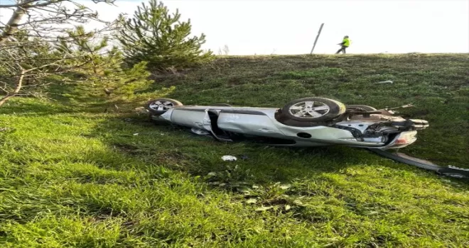 Tokat’ta devrilen otomobilin sürücüsü yaralandı