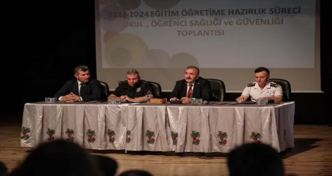 Tokat’ta okulların güvenliğinin artırılmasına yönelik toplantı yapıldı