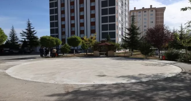 Tokat’taki TOKİ konutlarının parkları yenileniyor