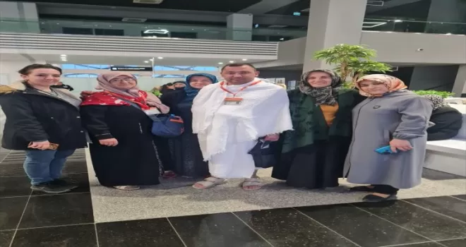 Tokat’tan 10 kişilik umre kafilesi kutsal topraklara uğurlandı