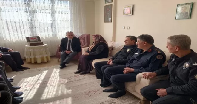 Tokat Valisi Hatipoğlu, Niksar ilçesini ziyaret etti