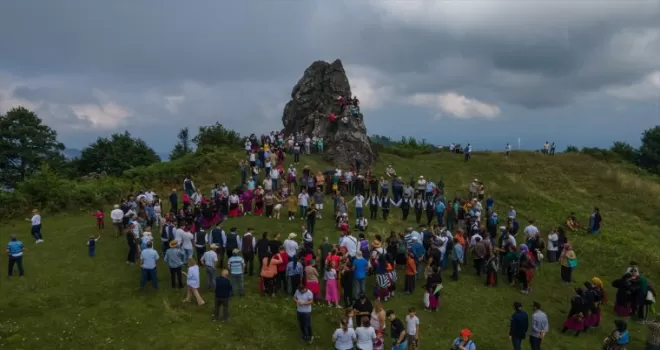 Trabzon’da 3 ilçe işbirliğinde “İzmiş Şenliği“ düzenlendi