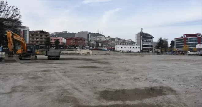 Trabzon’da 36 yıl faaliyet gösteren eski otogarın yıkımı tamamlandı