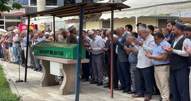 Trabzon'da denizde boğulan imamın cenazesi defnedildi
