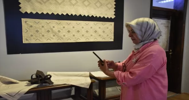 Trabzon’da “İğneden Hikayeler“ sergisi açıldı