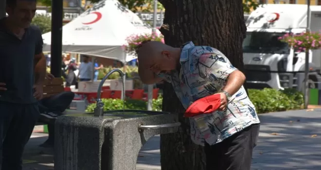 Trabzon’da sıcak hava etkili oluyor