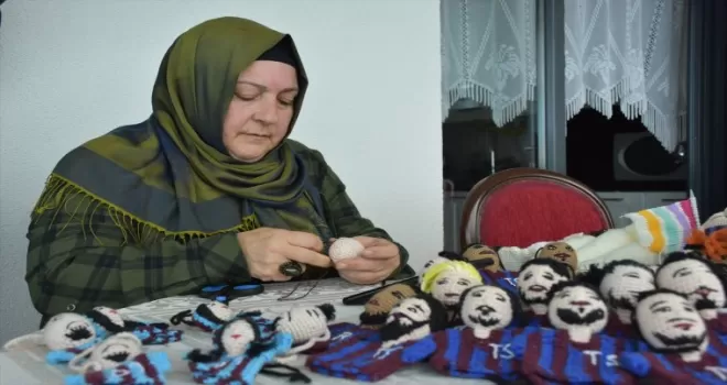 Trabzonlu ev hanımı "futbolcu maskotları" yapıyor