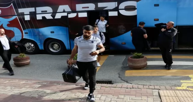 Trabzonspor, Süper Lig’de yarın Sivasspor ile yapacağı maç için Sivas’a gitti