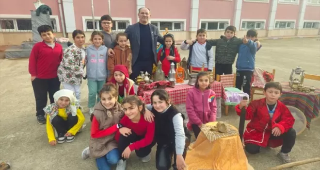 Türkiye’nin otomobili Togg öğrencilere tanıtıldı